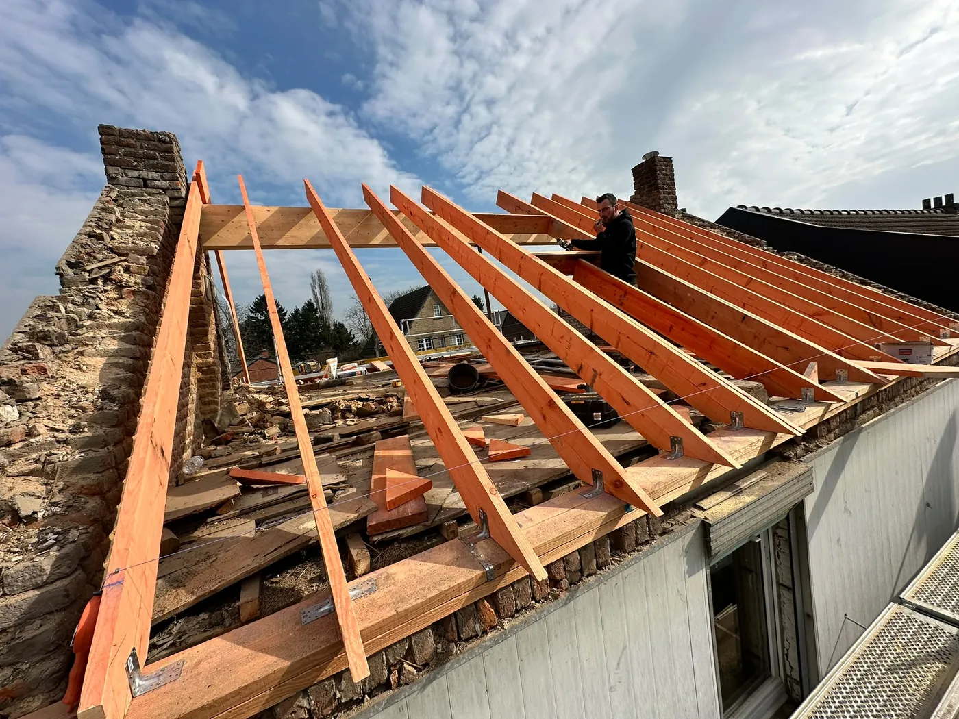 Rénovation de charpente sur bâtisse en pierre — réalisation A Rapetti Toiture