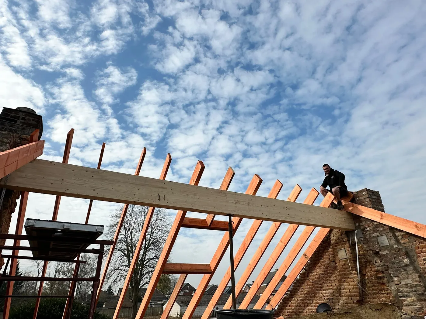 Rénovation de charpente sur bâtisse en pierre — réalisation A Rapetti Toiture