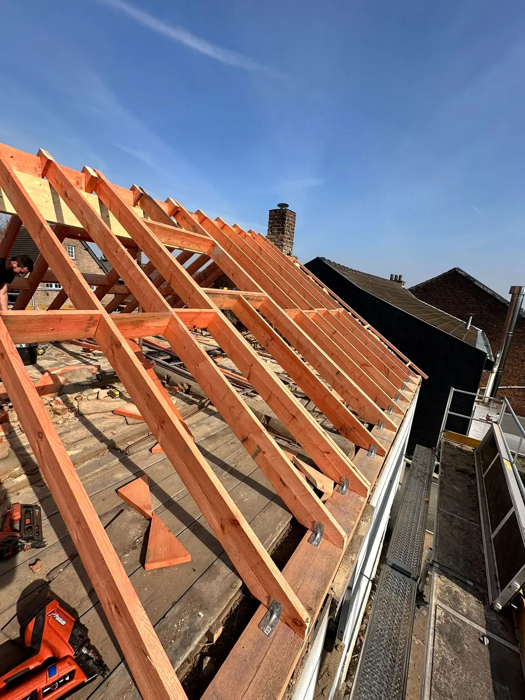 Rénovation de charpente sur bâtisse en pierre — réalisation A Rapetti Toiture