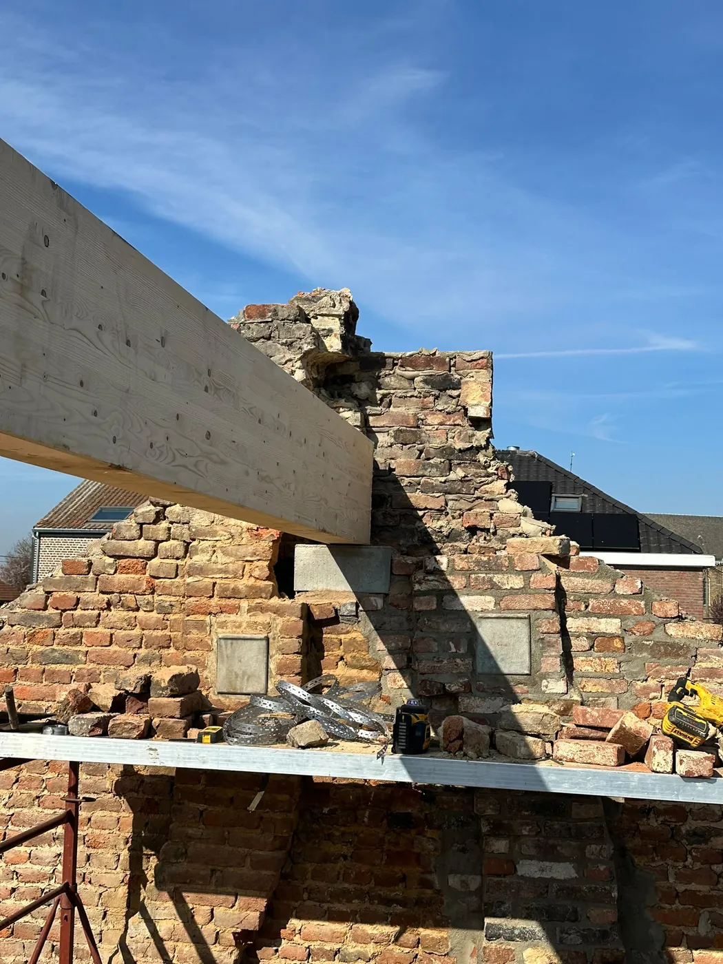 Rénovation de charpente sur bâtisse en pierre — réalisation A Rapetti Toiture