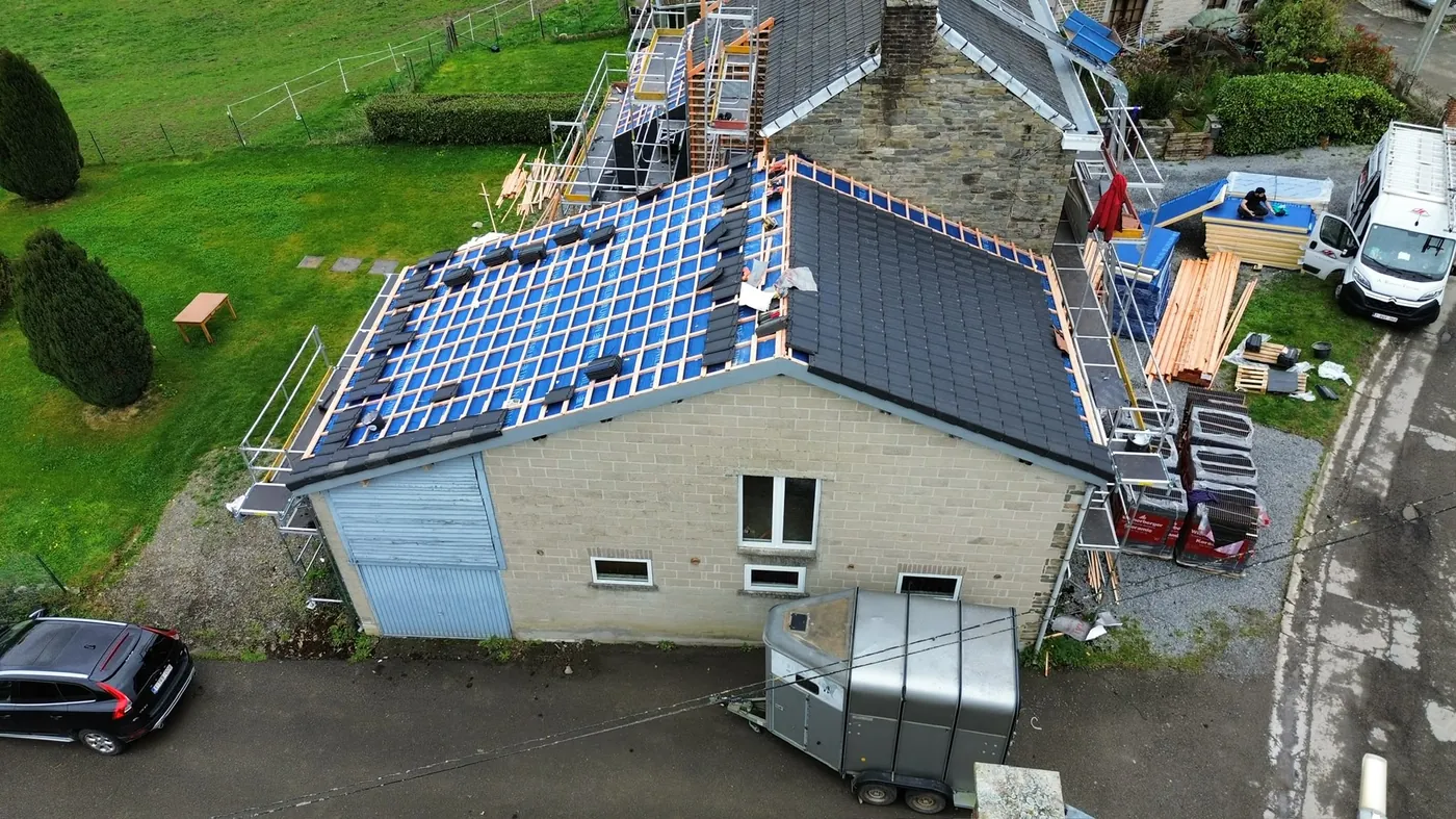 Rénovation de toiture — corps de ferme — réalisation A Rapetti Toiture