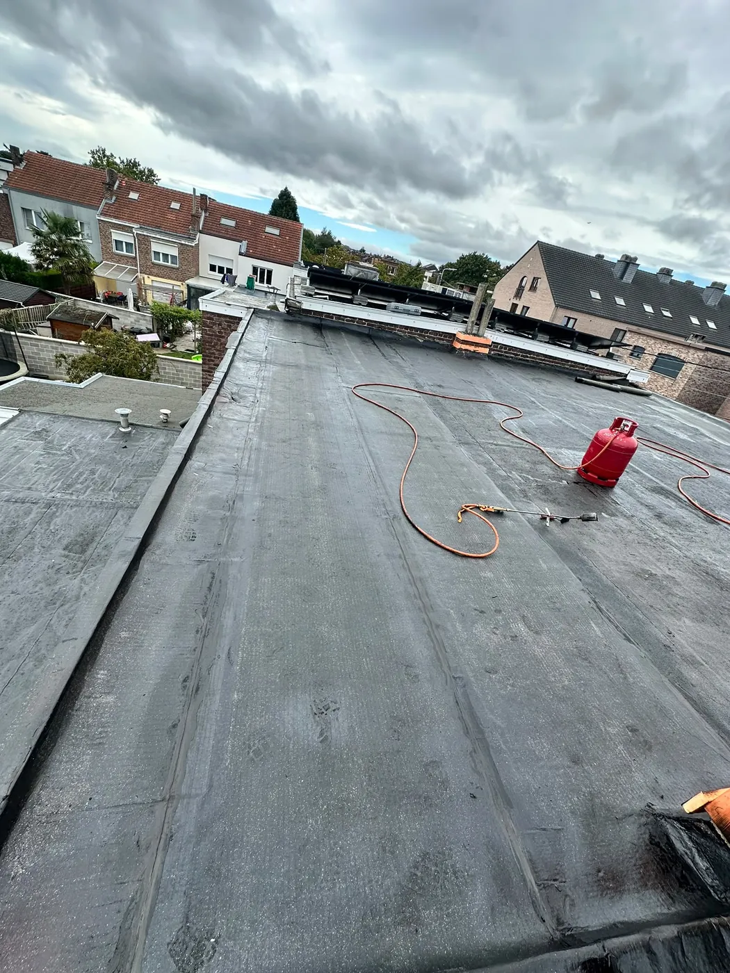 Toiture plate — étanchéité EPDM — réalisation A Rapetti Toiture
