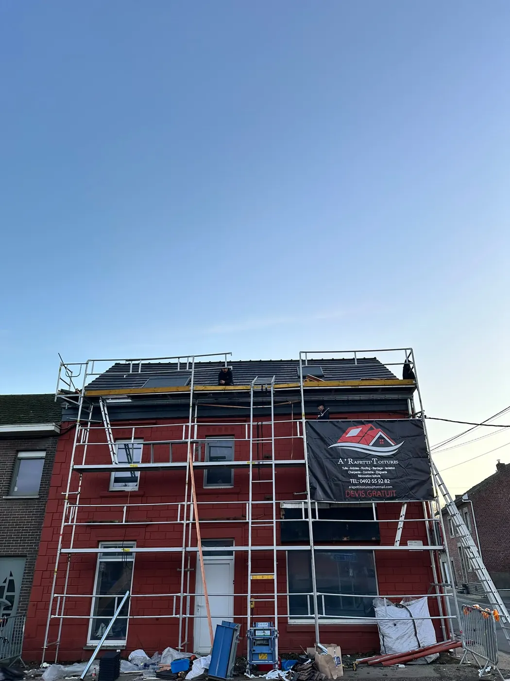 Rénovation de toiture — maison de rangée — réalisation A Rapetti Toiture